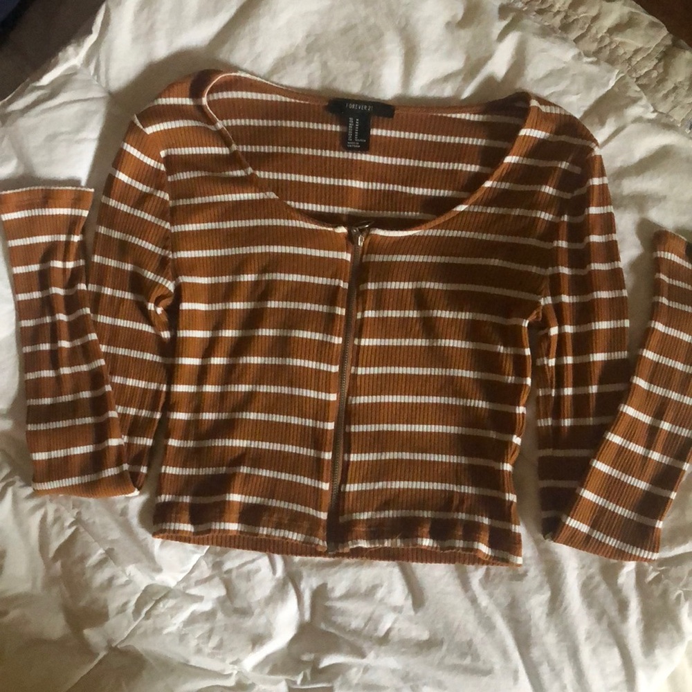 Forever 21 long sleeved crop top